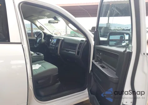 2016 Ram 1500 Tradesman из США, поврежденный, VIN 1C6RR6FG3GS142112